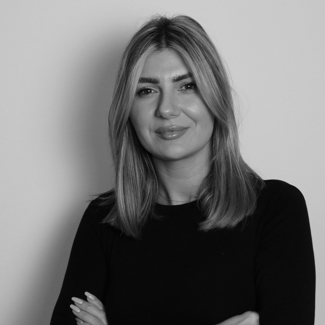 woman black and white portrait photo